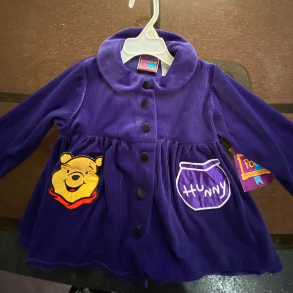 Winnie the Pooh Top - Picture 1 of 5
